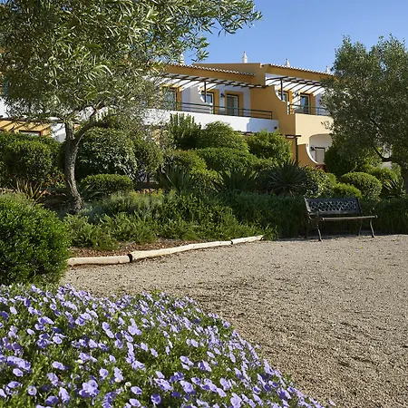 Отель Rural Quinta Do Marco - Nature & Dining 4*